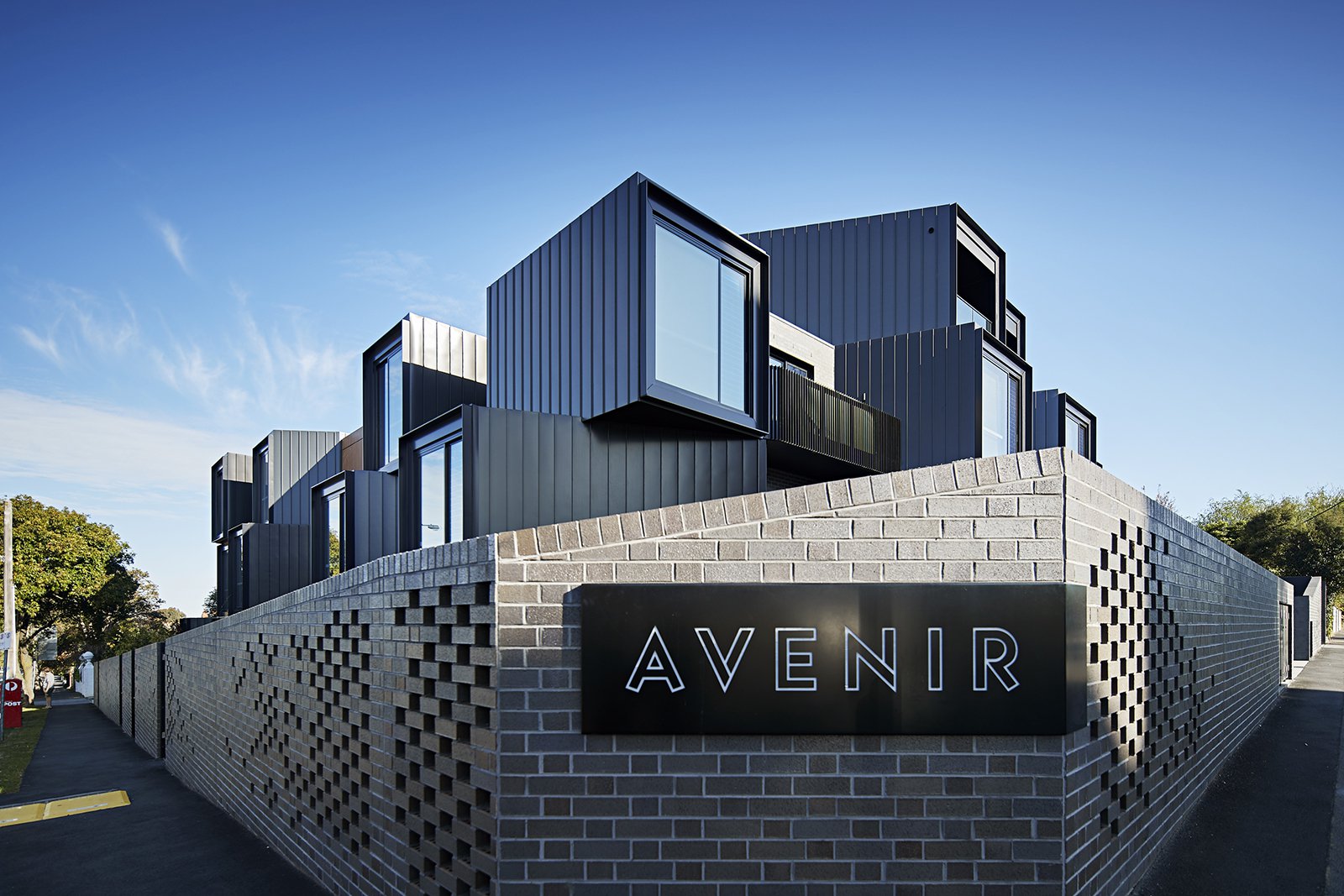 Avenir Apartments